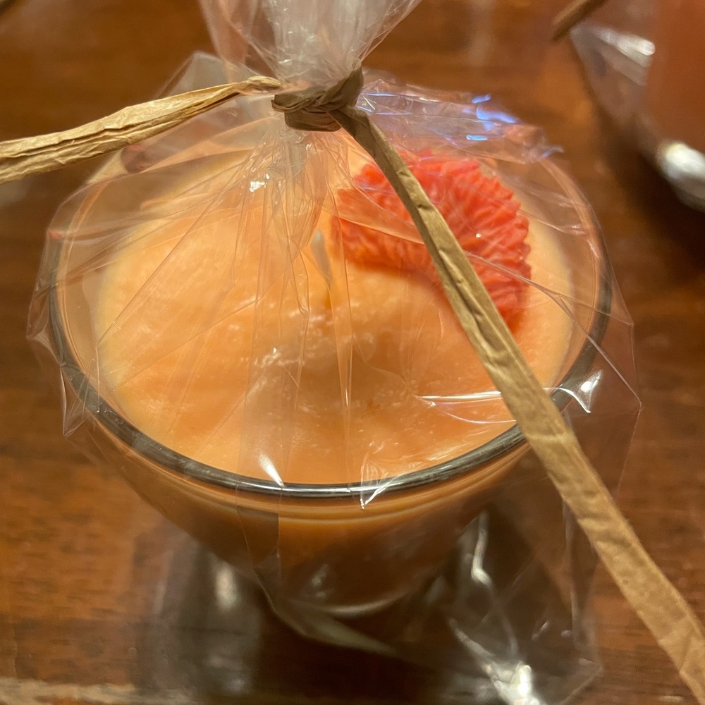 Handmade Sweet Orange Scented Candle 🕯️